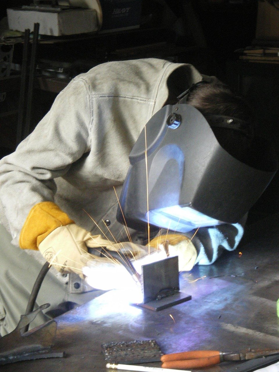 Soldadura y fabricación de estructuras metálicas en acero, aluminio y acero inoxidable